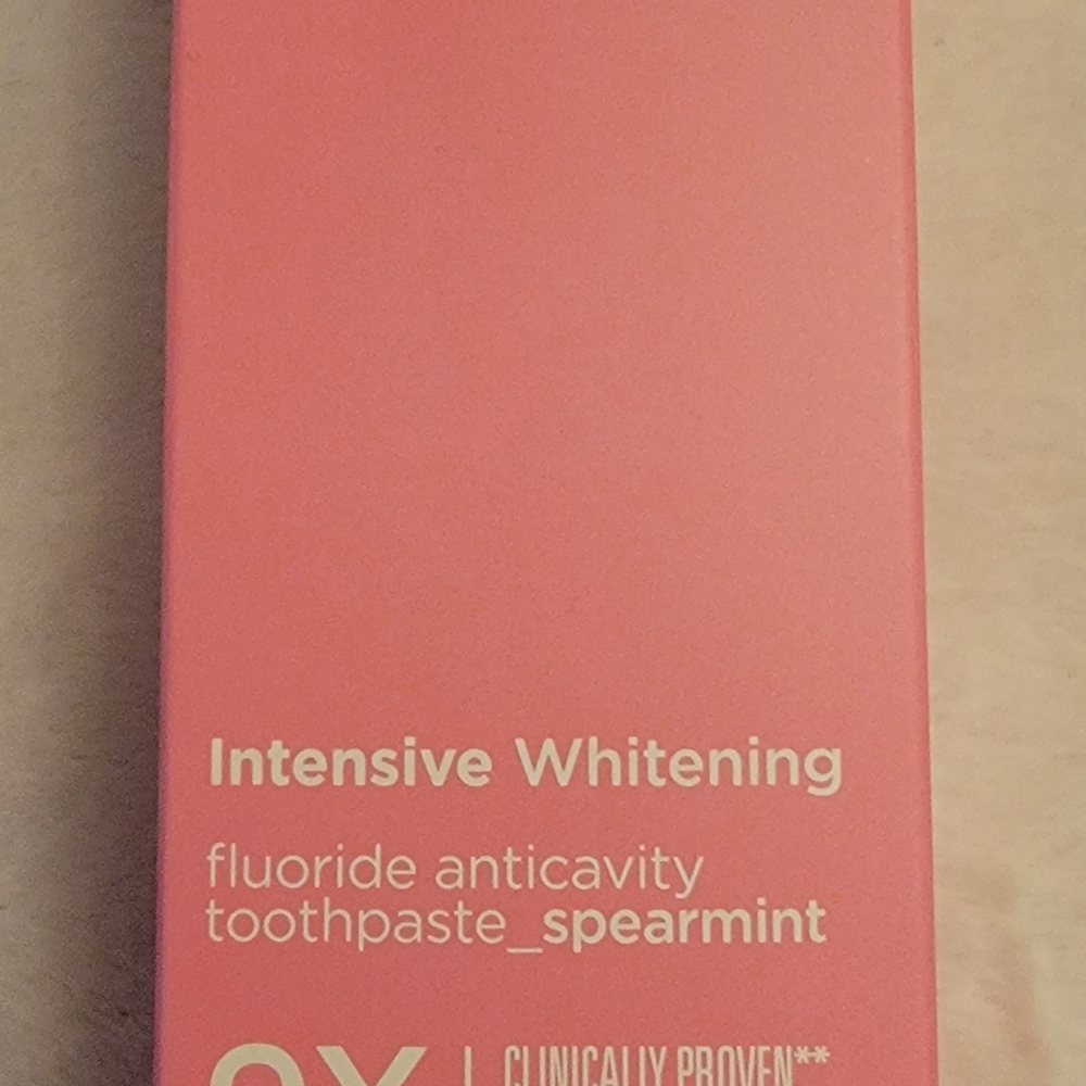 Himalaya Pink Salt Intensive Whitening Spearmint Toothpaste - Pink Packaging